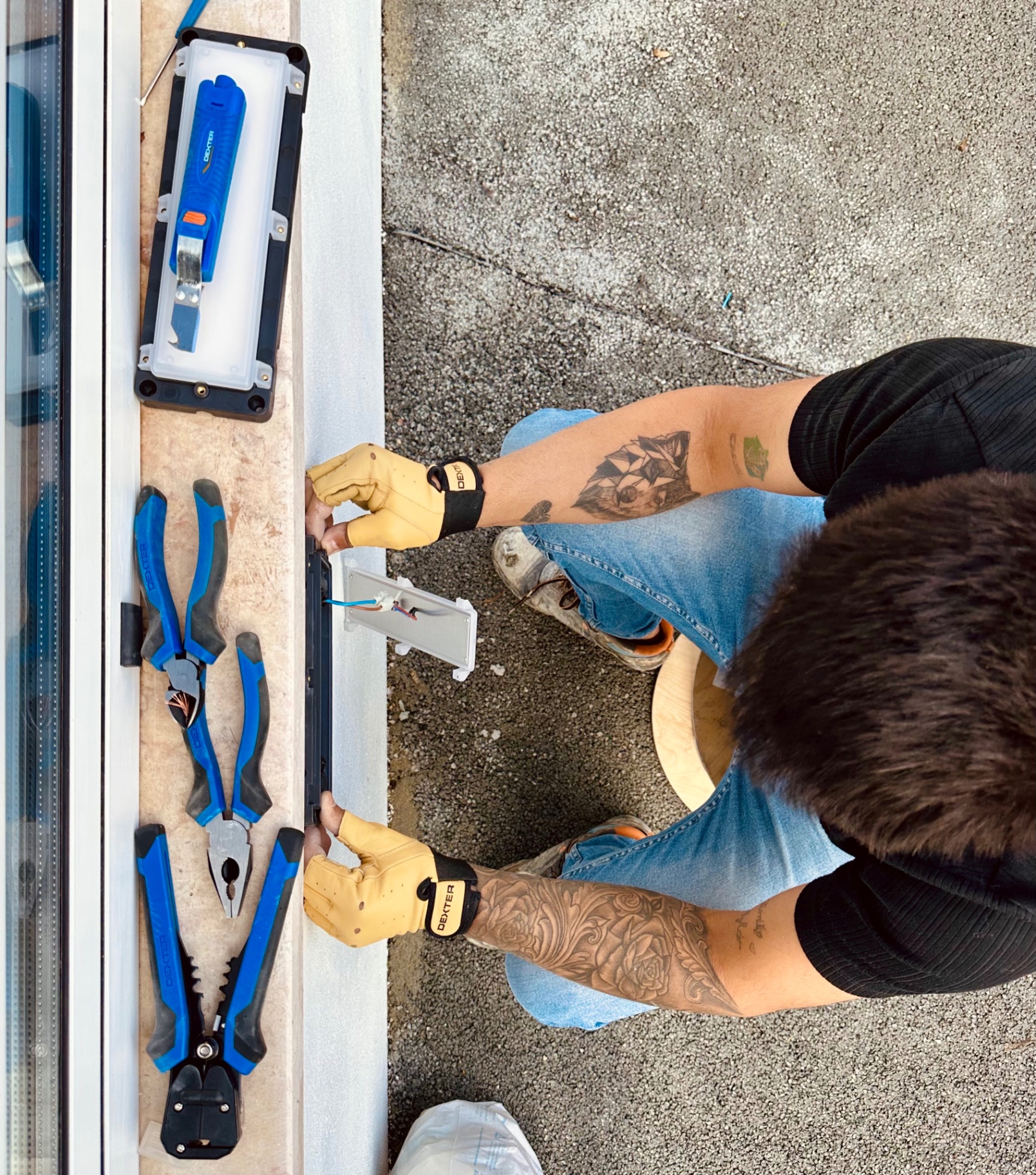 Outdoor Fixture Installation